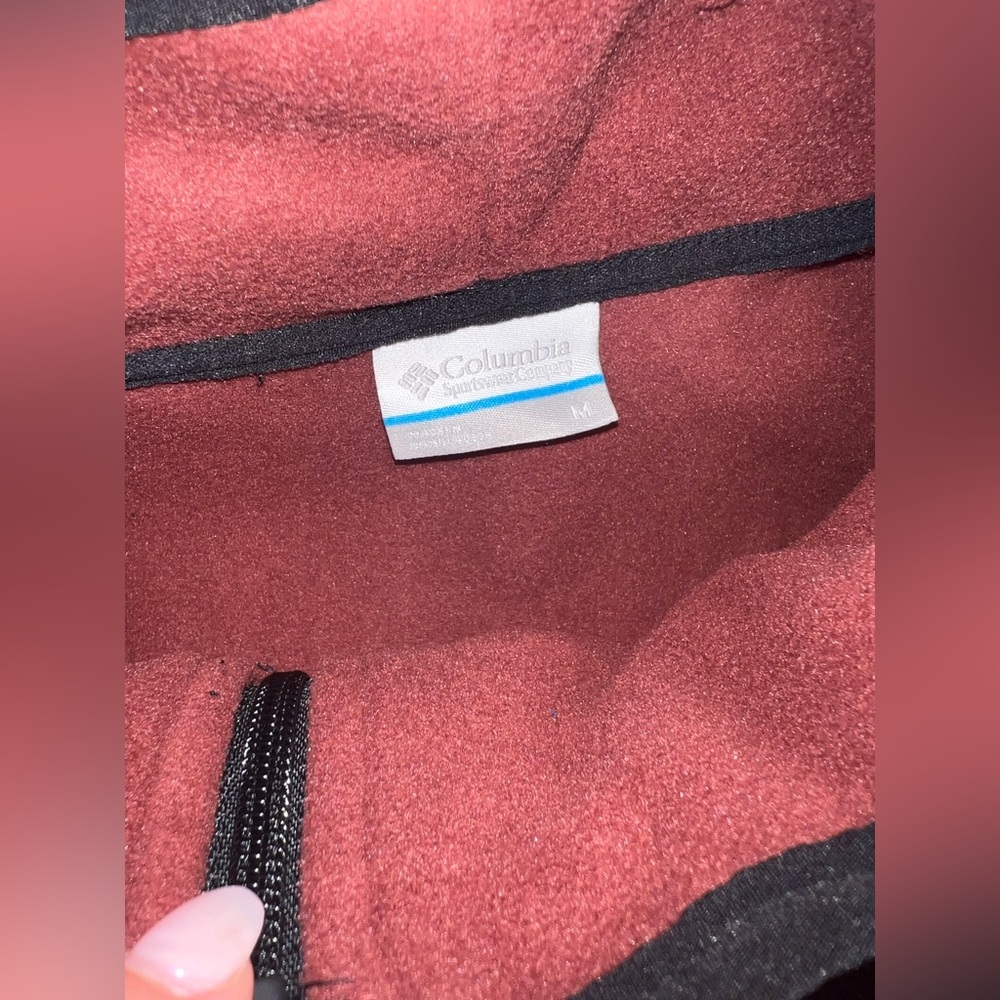 Columbia Burgundy Fleece Jacket with Black Accents | NWT | Size Medium - Picture 14 of 16